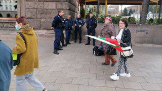 Протести в Търново и Варна  /ОБНОВЕНА/