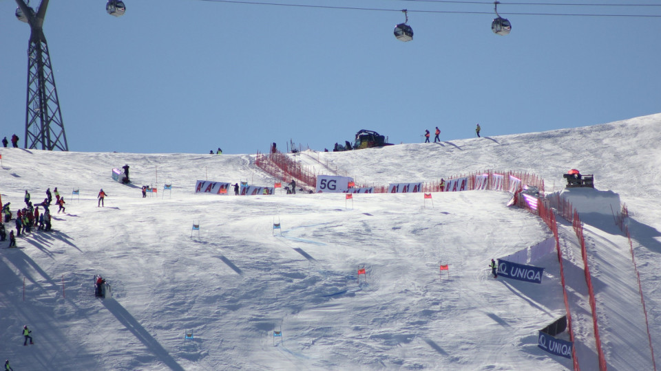 Вдигнаха карантината от руските скиори в Зьолден | StandartNews.com