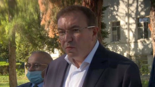 Здравният министър каза какво става в Благоевград