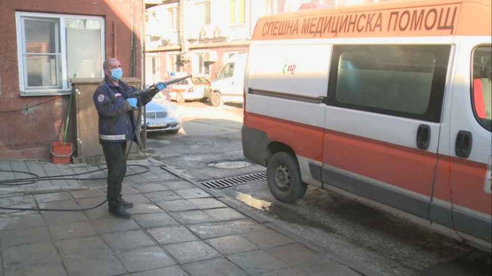 5 лекари от Спешна помощ в София заразени с COVID | StandartNews.com