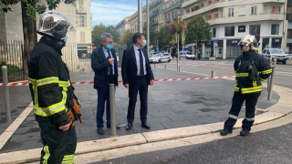 Един убит и ранени до църква в Ница