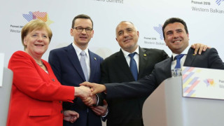 Борисов 40 мин. на видео с Меркел заради Македония