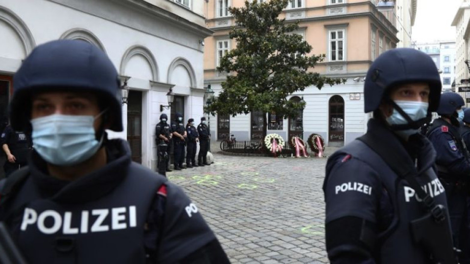 Виенчани се изпокриха по домовете от страх | StandartNews.com