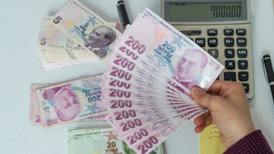 Рекорден срив: 1 лев се разменя за 5 турски лири | StandartNews.com