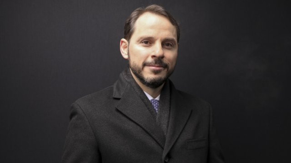 Зетят на Ердоган подаде оставка | StandartNews.com