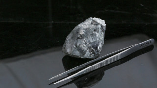 Откриха диамант с тегло от 998 карата