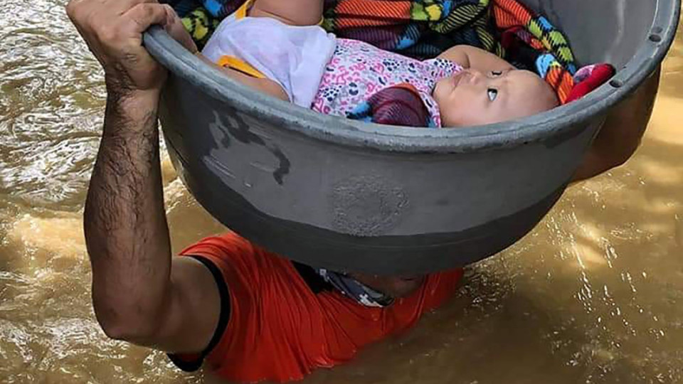 Най-смъртоносният тайфун мина през Филипините | StandartNews.com