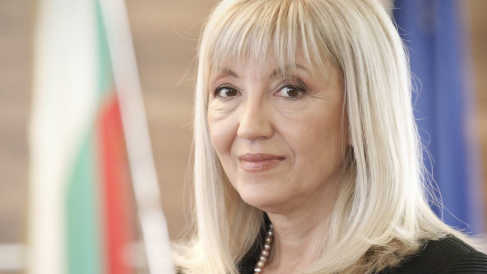 Министър Аврамова: Тръгваме към поредна победа | StandartNews.com