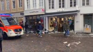 Убити и ранени на пешеходна зона в Германия