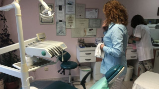 Зъболекарите с тревоги и съвети за СOVID