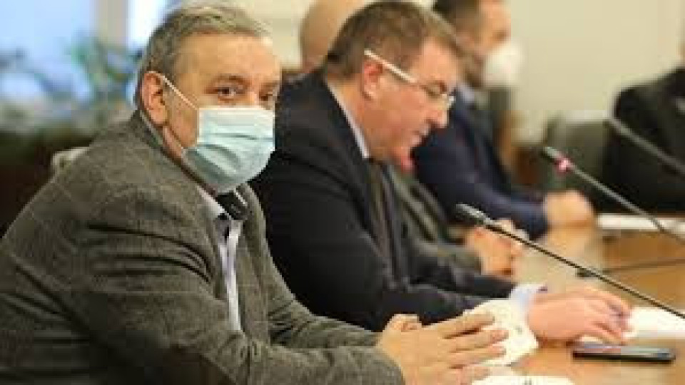 Кантарджиев видя крехка тенденция за спад на заразените | StandartNews.com