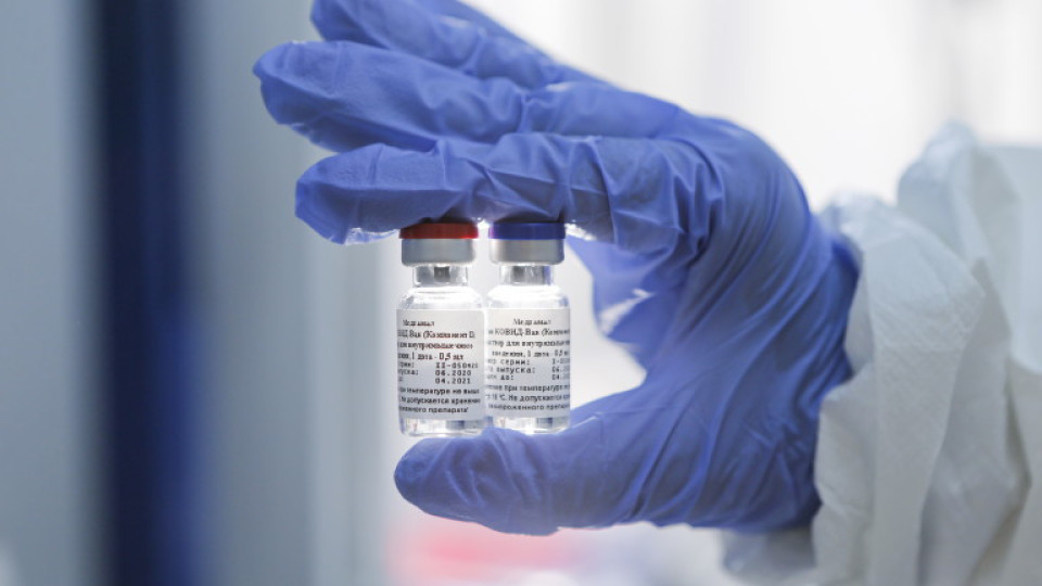 Руснаците пускат и прахообразна ваксина през 2021 | StandartNews.com