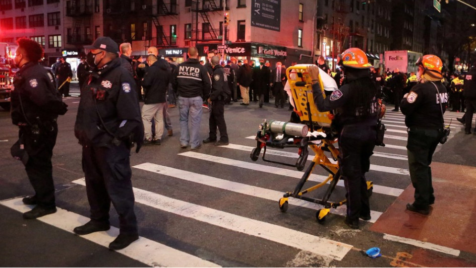Кола се вряза в протест в Ню Йорк, 7 ранени | StandartNews.com
