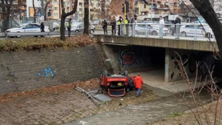 Невероятна каскада свърши във владайския канал