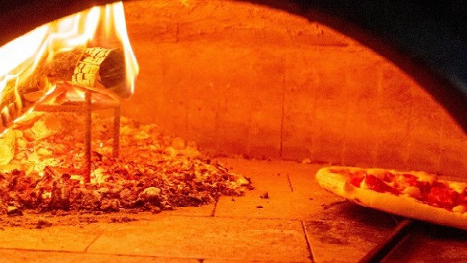 В Гинес: Пица с 254 вида сирена за $1000 | StandartNews.com