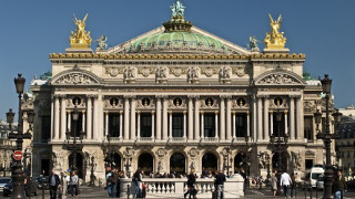 Парижката опера минава онлайн