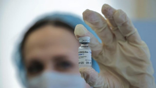 Москва не вярва на руската ваксина срещу COVID-19
