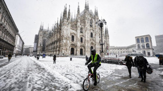 Сняг затрупа Северна Италия