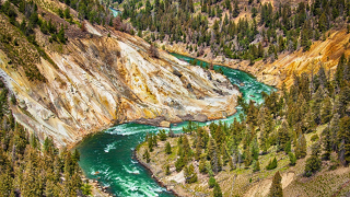 Реките в САЩ променят цвета си