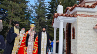Митрополит Антоний освети нов параклис "Свети Иван Рилски"