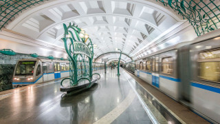 Вече и жените в Москва управляват метрото