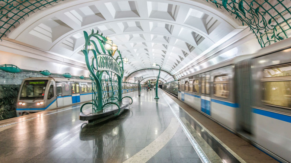 Вече и жените в Москва управляват метрото | StandartNews.com
