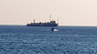 Товарен кораб потъна край Япония