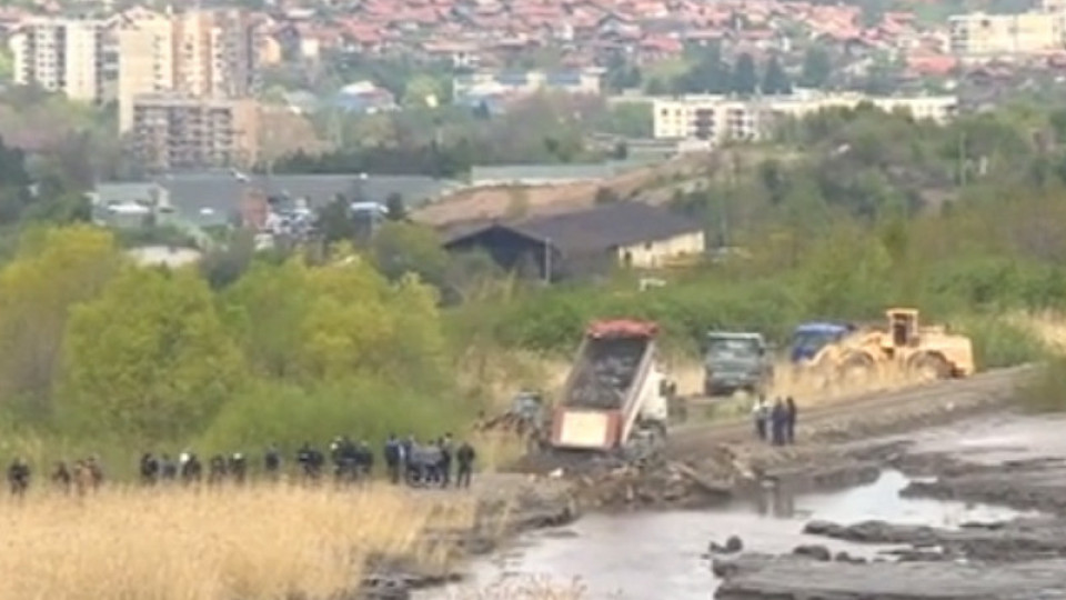 Евакуираните в Пернишко вече са по домовете си | StandartNews.com