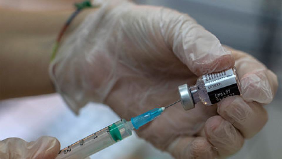 Отварят кабинет за ваксинация на хора над 65 | StandartNews.com
