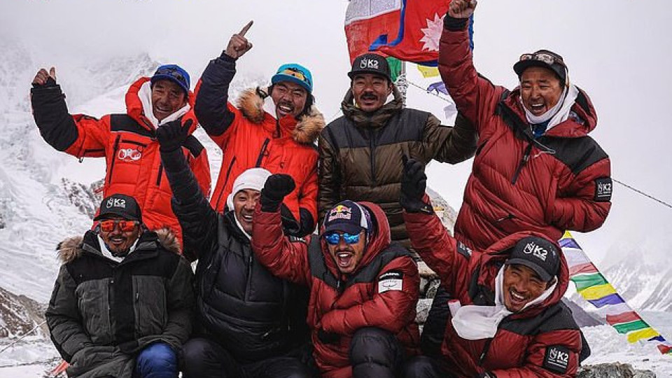 Кои са първите алпинисти, покорили К2 през зимата | StandartNews.com