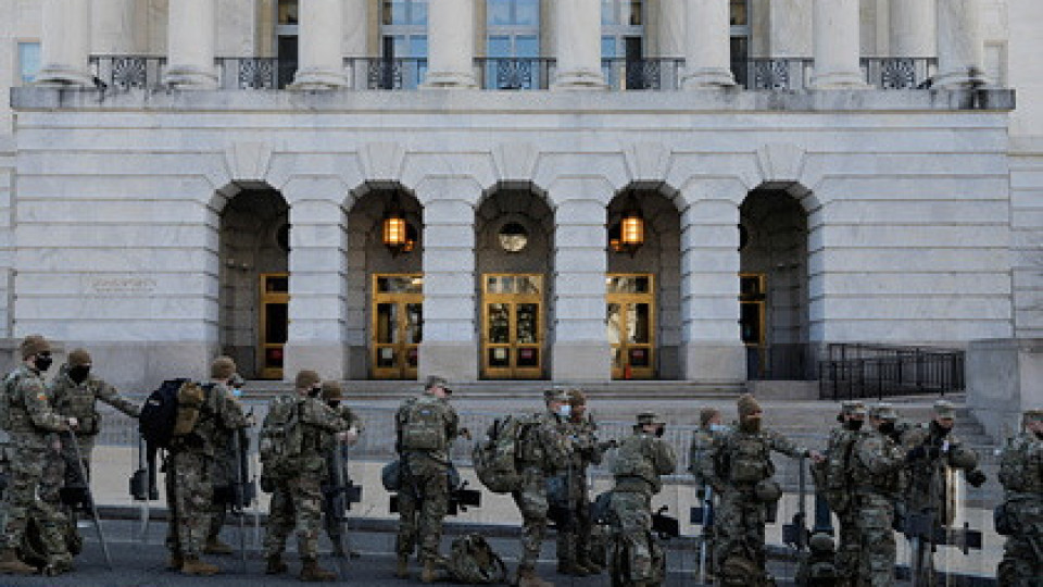 12 от Националната гвардия аут от инаугурацията | StandartNews.com