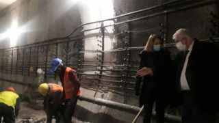Демонтират релси преди метростанция "Х.Димитър"