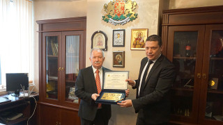 Проф. Цоло Вутов-почетен гражданин на Софийска област