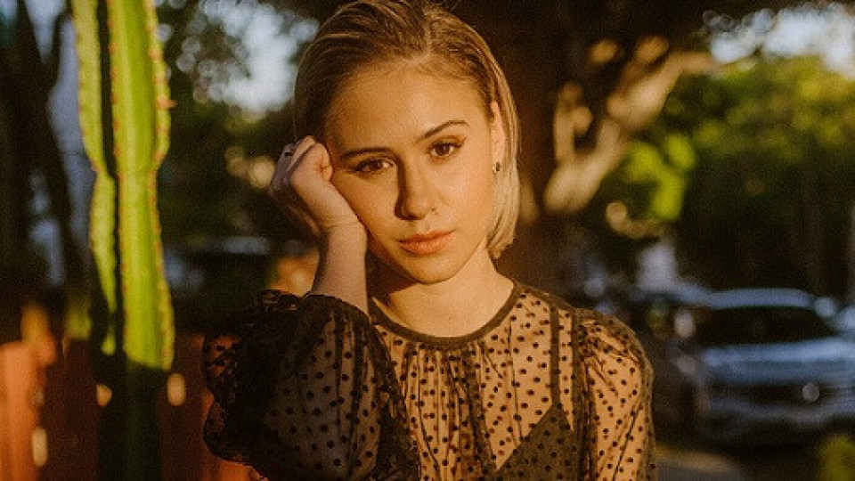 Мария Бакалова ридае. Изгуби любим човек | StandartNews.com