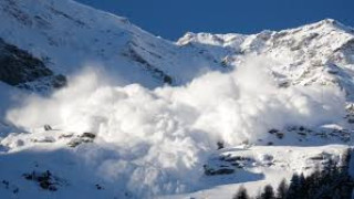Лавина погуби четирима скиори в САЩ