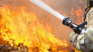 Евакуираха 12 заради пожар в Пловдив
