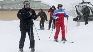 Путин и Лукашенко преговарят на ски/ВИДЕО/