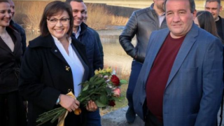 Нинова с нова цел. Защо отива в Пловдив?