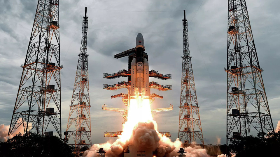 Индийският премиер излетя в космоса | StandartNews.com