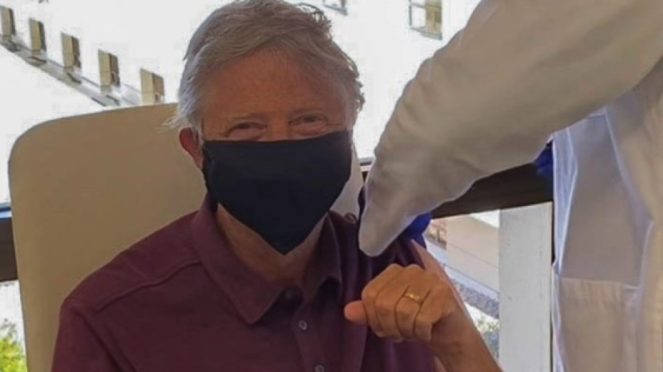 Бил Гейтс: Няма да спра да нося маска | StandartNews.com