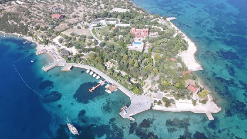 Продават остров, наричат го Егейските Малдиви | StandartNews.com