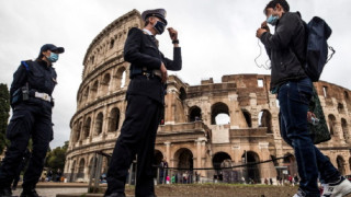 Италия отлага изборите за есента