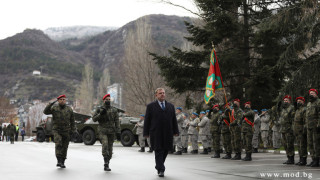 Каракачанов: Важно е всички да седнат на една маса