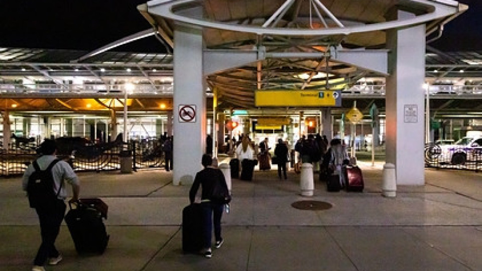Америка се оживи, летищата пълни | StandartNews.com