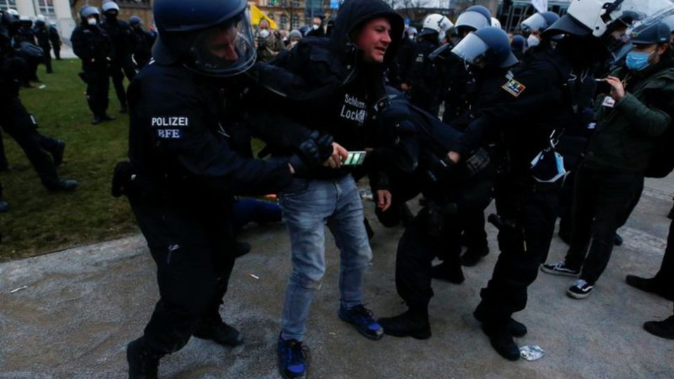 Мазало на протестите срещу мерките в Германия | StandartNews.com