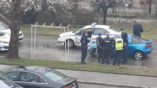 Екшън в Казанлък: Гонка с полицията и стрелба