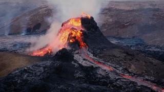 Зрелищно видео! Нашенец от Дулово засне вулкана