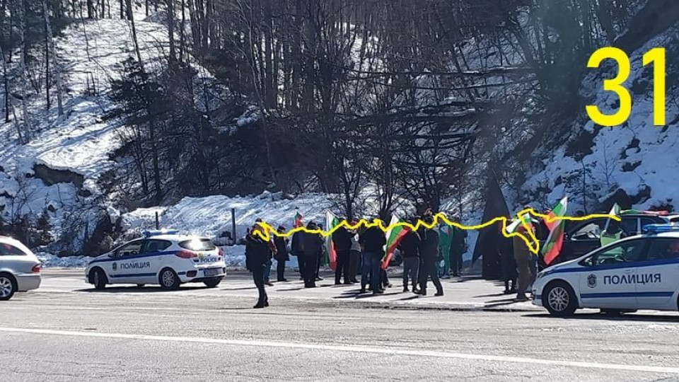 Фотограф преброи братството на протеста | StandartNews.com