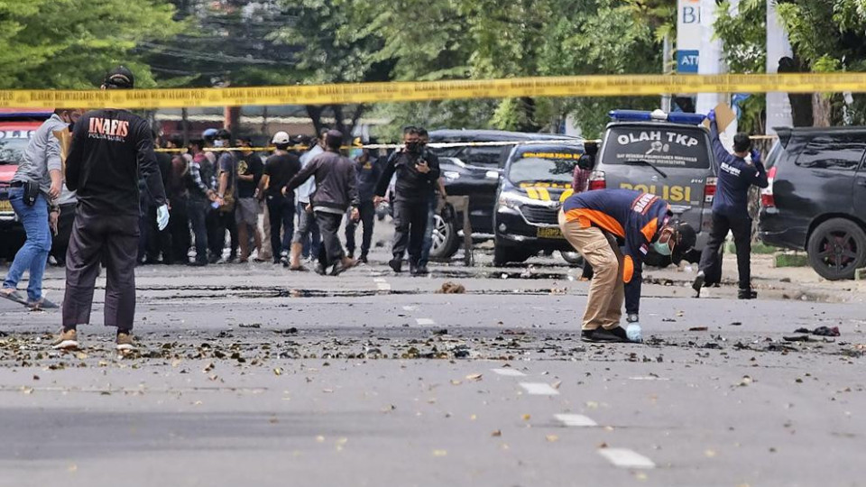 Кървава Цветница в Индонезия. 14 ранени | StandartNews.com