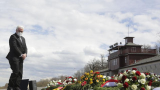 Германия отдаде почит на жертвите на холокоста